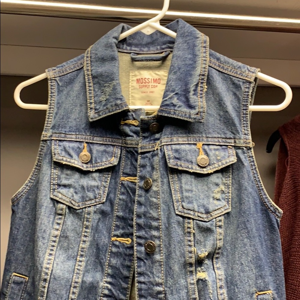 DENIM VEST